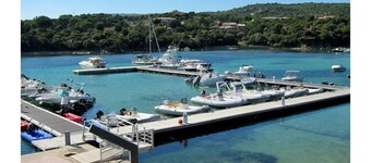 GRANDE VILLA TIZZANO 200 M DE LA PLAGE 18 PERS