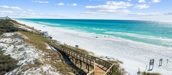 Private Pool,LSV/Golf Cart, & 6 Bikes! Steps to Seaside in the Heart of Old Seagrove!