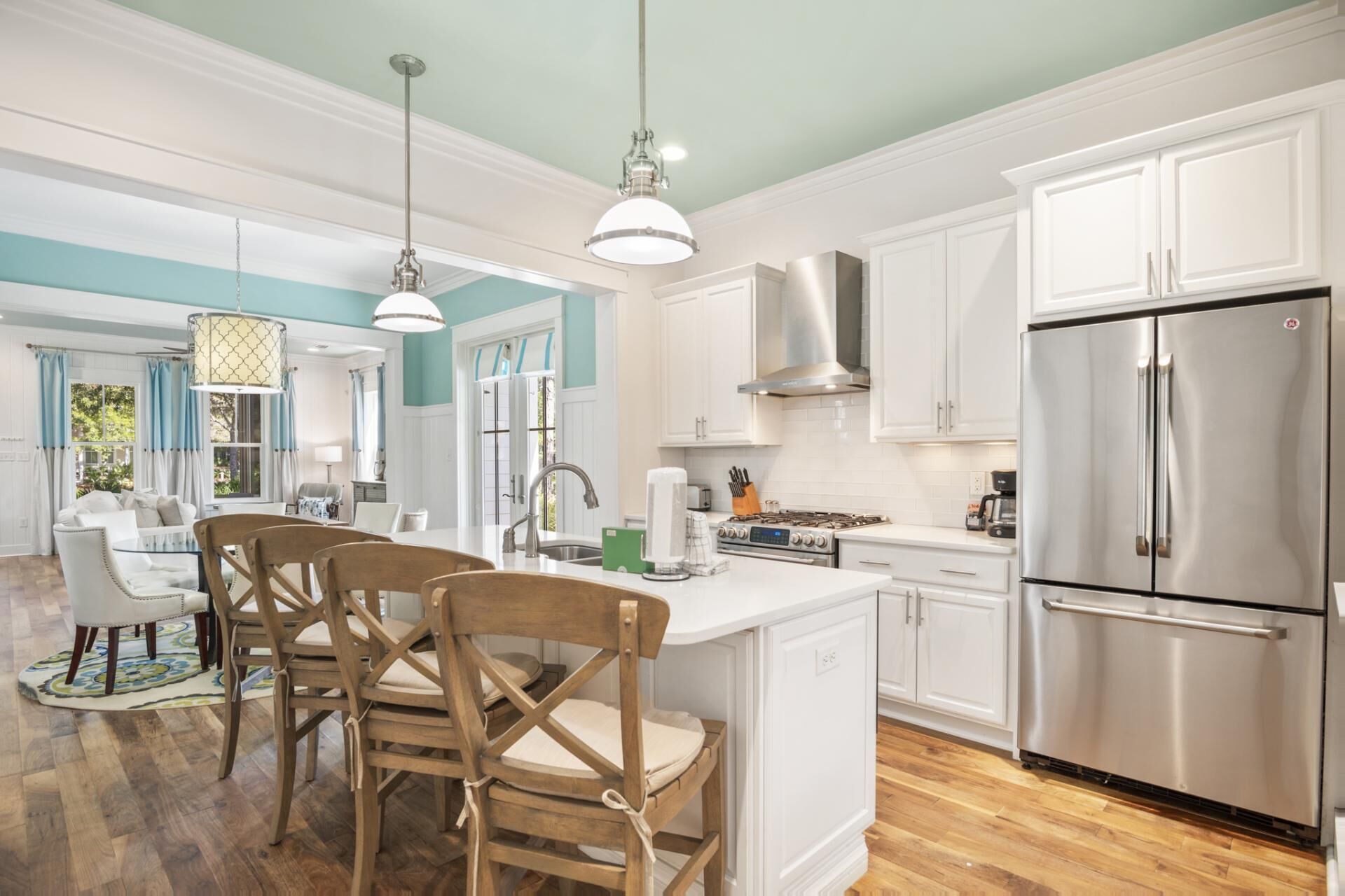 Beautiful 30A Beaches! 4 Adult Bikes! Nearby Amenities!