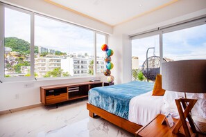 2 bedrooms, iron/ironing board, Internet, bed sheets - Lounge on big balcony, pool & gym (Puerto Vallarta)