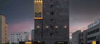 Moor Hotel by Aank Mokpo