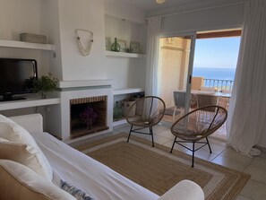 TV, table tennis, books - Fantastic views , sun and relax at Altea Hills Charming house Costa Blanca (Altea Hills)