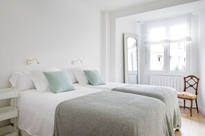 2 dormitorios, tabla de planchar con plancha, wifi gratis y ropa de cama