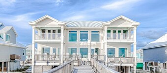 Beachfront - Pools & Pickleball - Morgantown