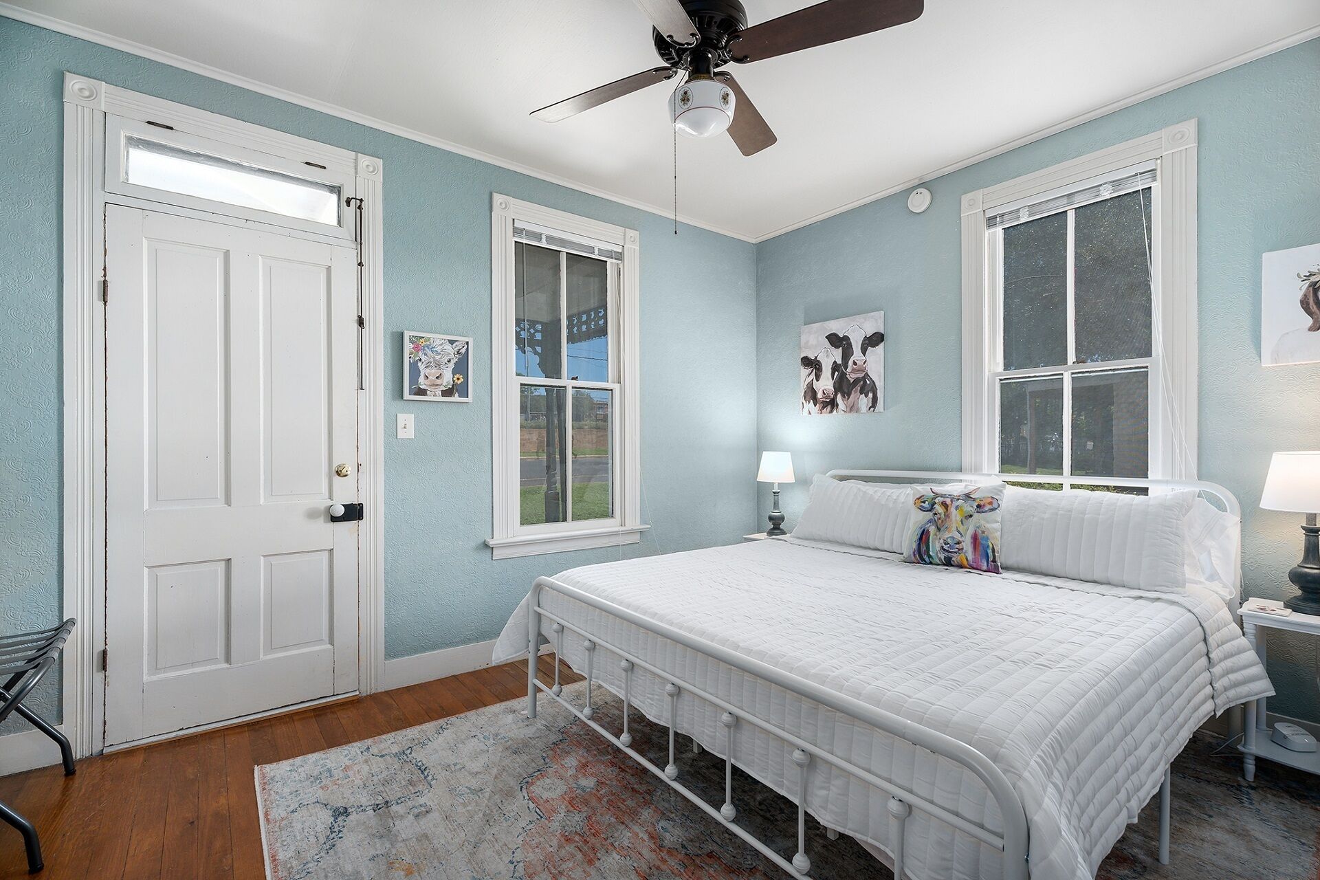 Opie & Omie's Haus | New Listing | 2 Blocks to Main