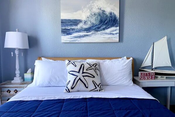 4 bedrooms, desk, iron/ironing board, free WiFi
