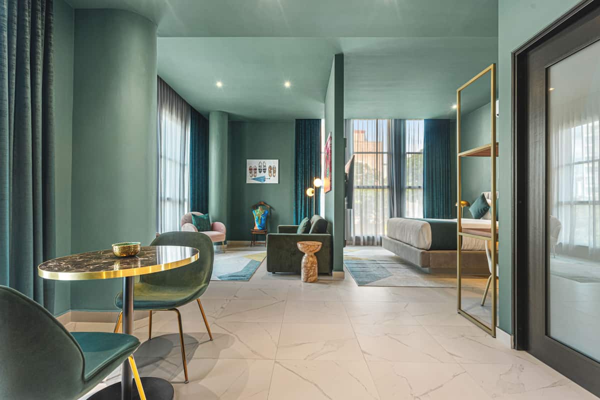 2 slaapkamers, luxe beddengoed, pillowtop-bedden, een minibar