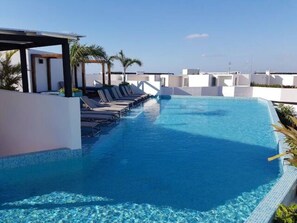 Utomhuspool