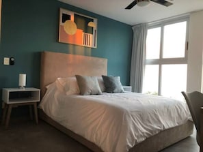 Departamento de diseñador | 2 habitaciones, cortinas blackout y tabla de planchar con plancha 