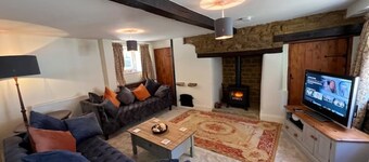 Braunston Manor Cottage: 4-poster beds & ensuites