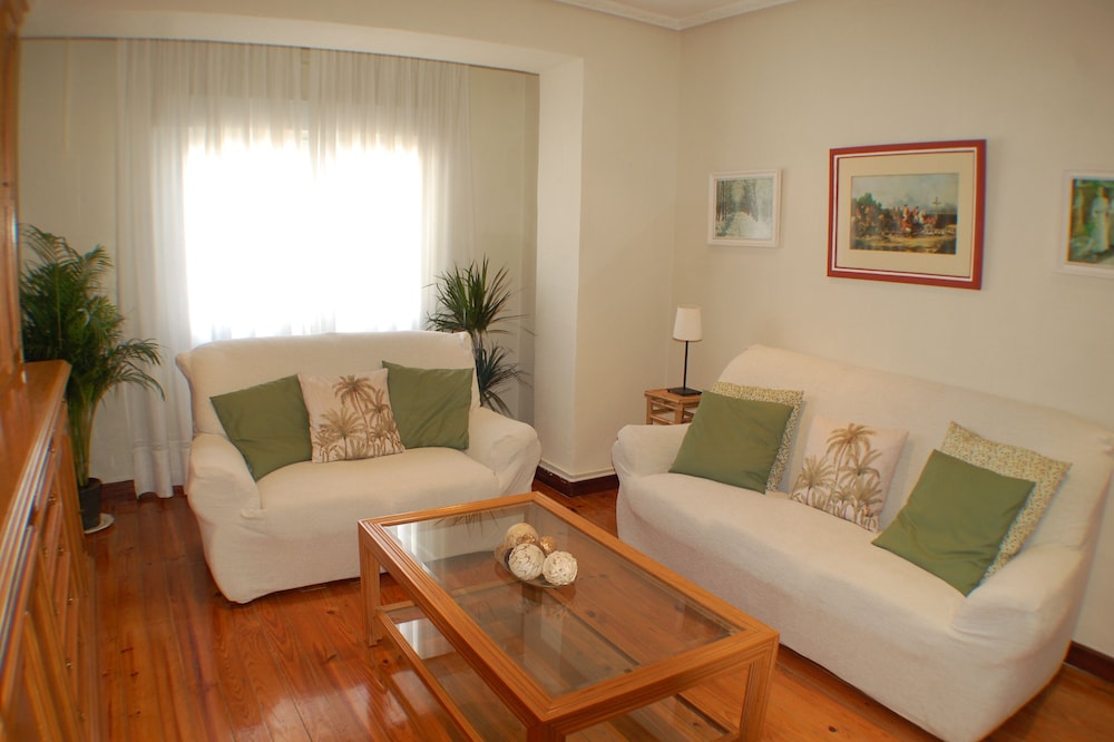 Apartment in Reinosa very central for 6 people.