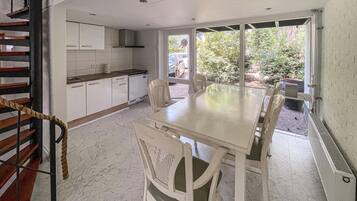 House | Private kitchen