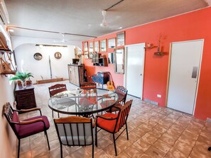 Shared Dormitory | Living area - Hotel Casa los Abuelos (Cuatro Ciénegas)