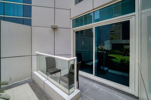 Exterior - Botanica Tower (Dubai)