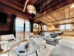 Smart TV - chalet Spa 14 Pers - 150 m from the cable cars - quiet not overlooked.   (Morzine)