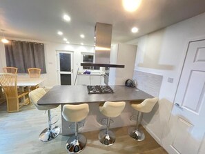 Dining - Matara House Holiday Home (Westhill)