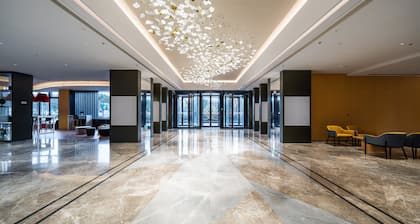 Holiday Inn Express Xinji City Center by IHG