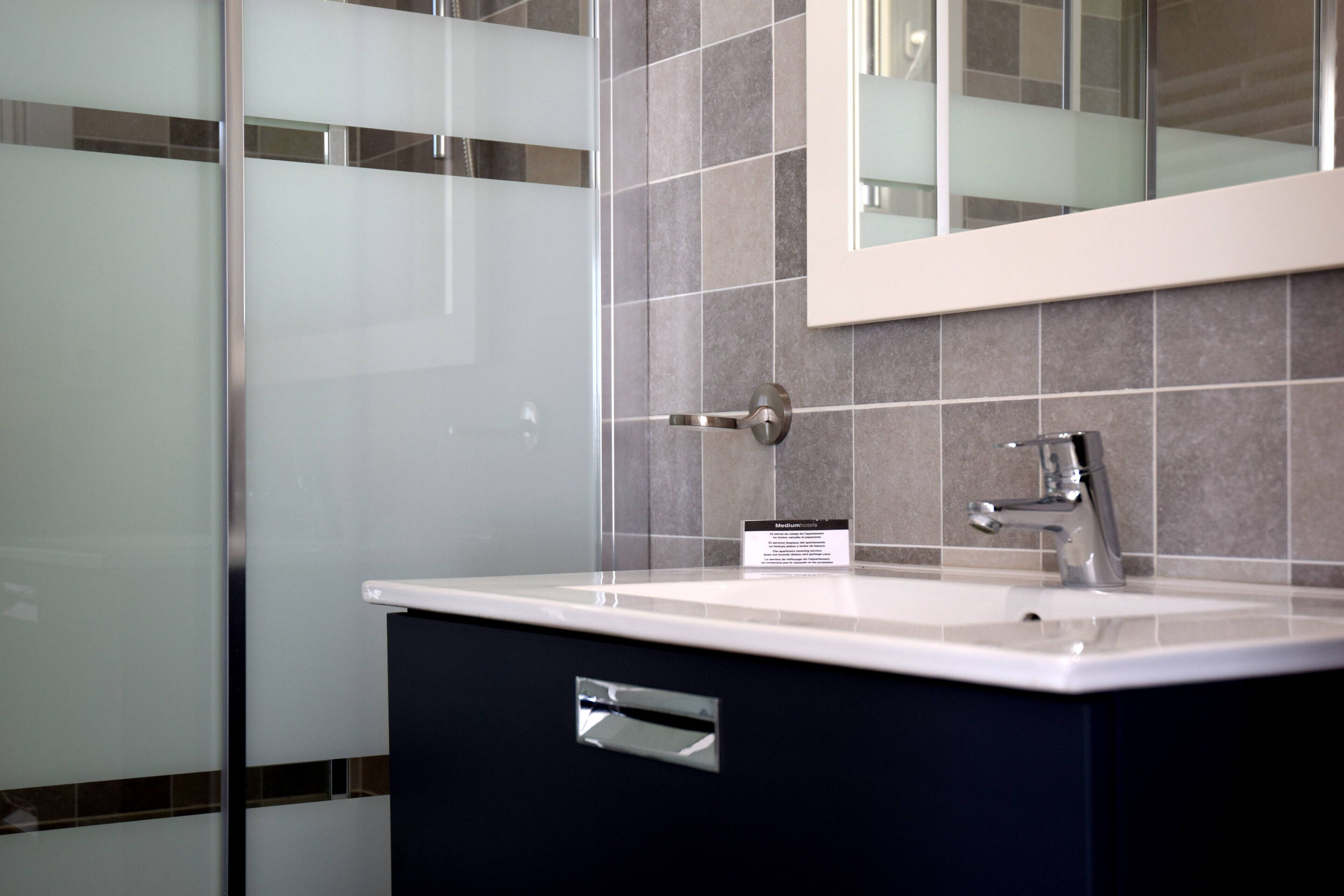 House ROUERGUE - 4/6 people with swimming pool and 2 steps from the beach