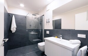 Apartment | Bathroom