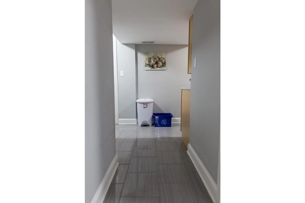 Cozy 2BR/1BA Garden Apartment Near Lincoln Square