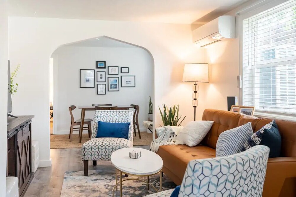 💦A/C & Fast Wifi! ✨Clean & Cozy Modern Refuge