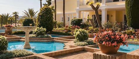 Beheizter Pool