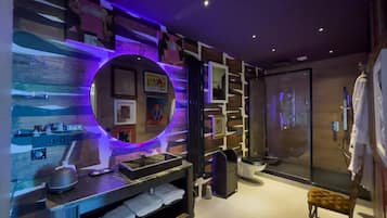 Cine Room | Phòng tắm | Buồng tắm vòi sen, vòi sen phun mưa