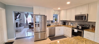 ☀Shelley Casa, 3BR/2BA,Stunning- ✔Pool✔WHOLE HOUSE