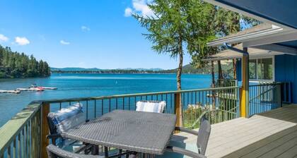 Incredible Waterfront Lakehouse on Liberty Lake