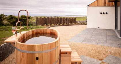 Gate Lodge@white Strand