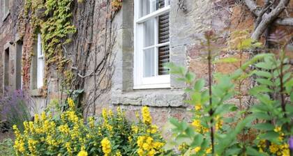 Scotland's Golf Coast - Your Luxury Holiday Stay in East Lothian