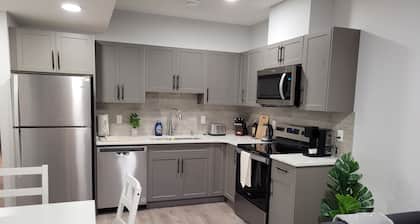 Affordable Luxury – 2-Bedroom Suite in Wolf Willow, Calgary!