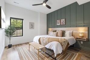 7 Schlafzimmer, Reisekinderbett, kostenloses WLAN, Bettwäsche