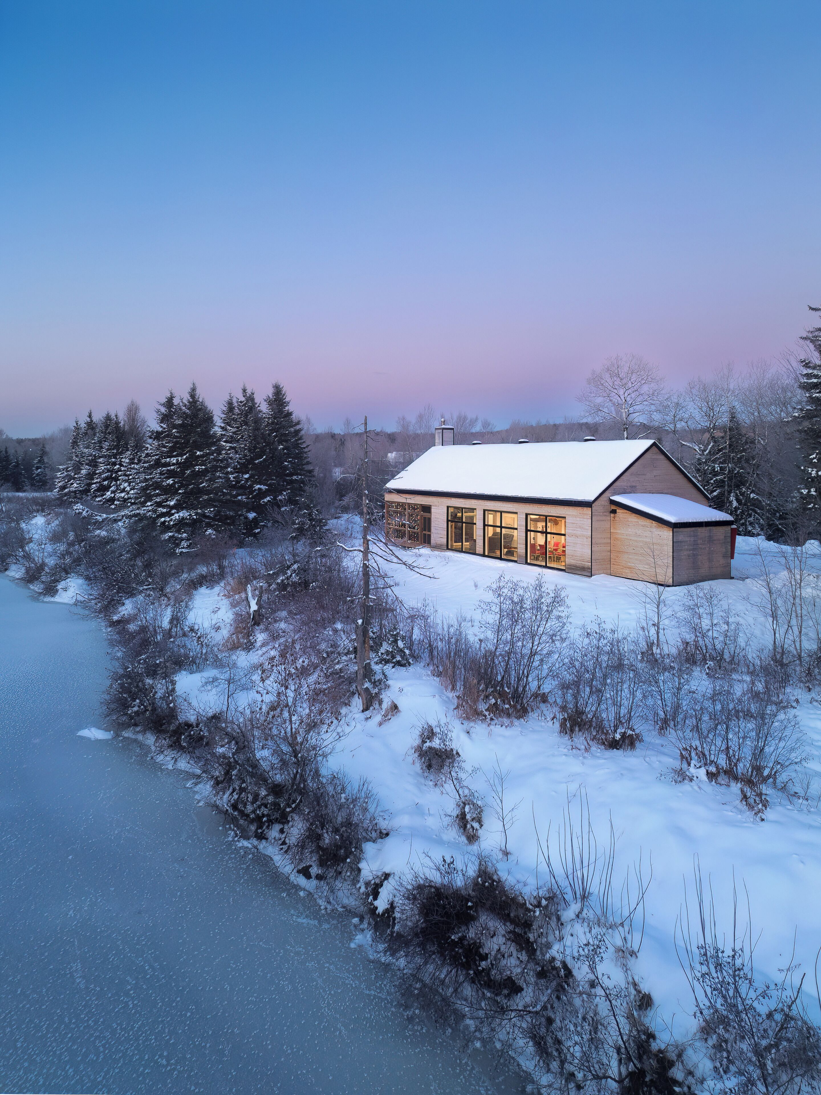 Signature Chalet | Blackout drapes, bed sheets