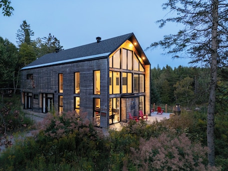 Panoramic Chalet | Terrace/patio. Le Baluchon Éco-villégiature