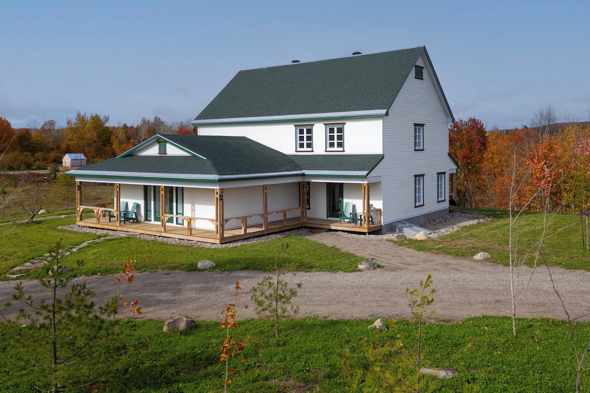 Signature House | Garden view