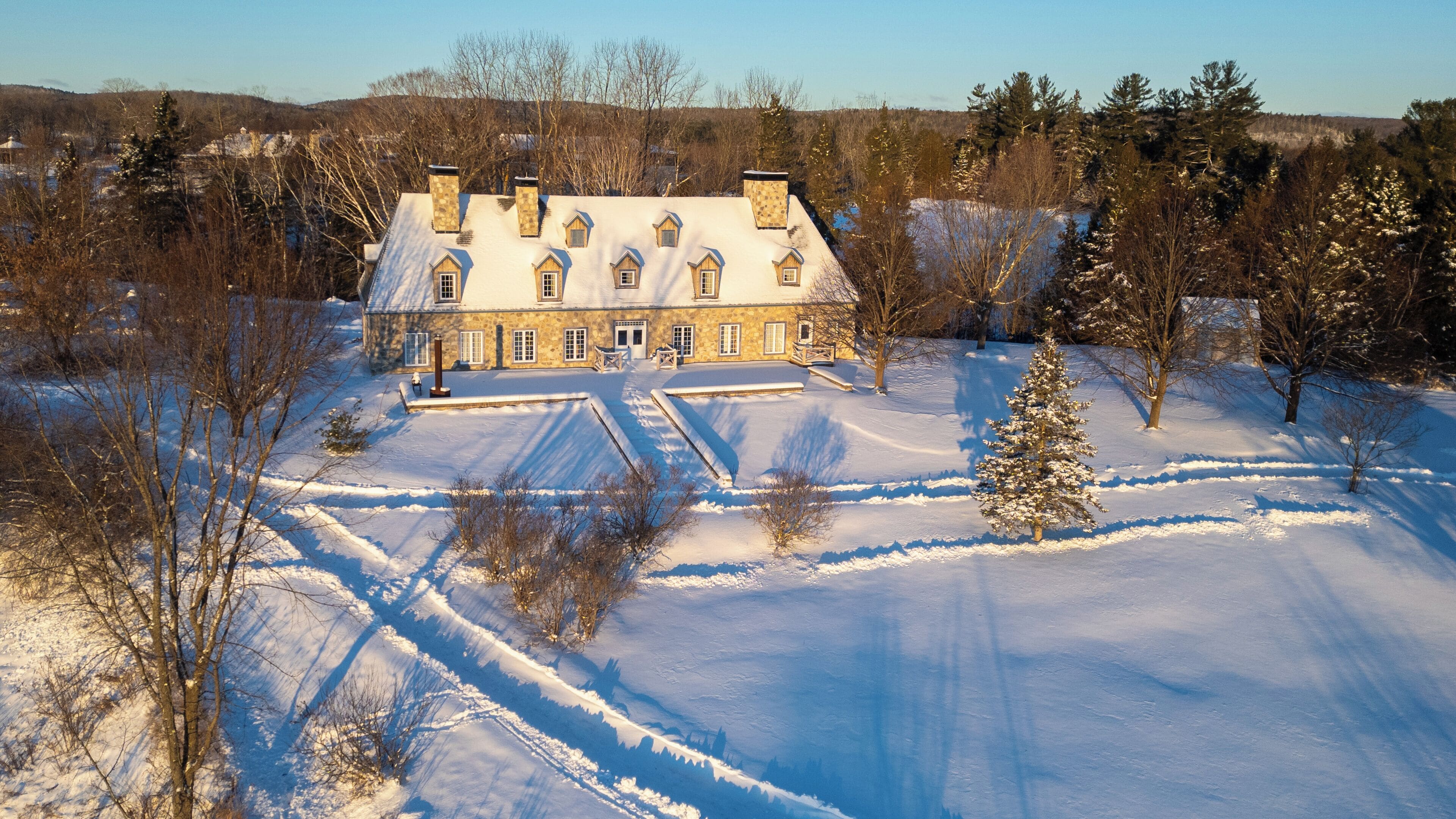 Luxury Chalet, Park View | Park view