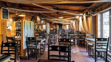 Coffee shop
