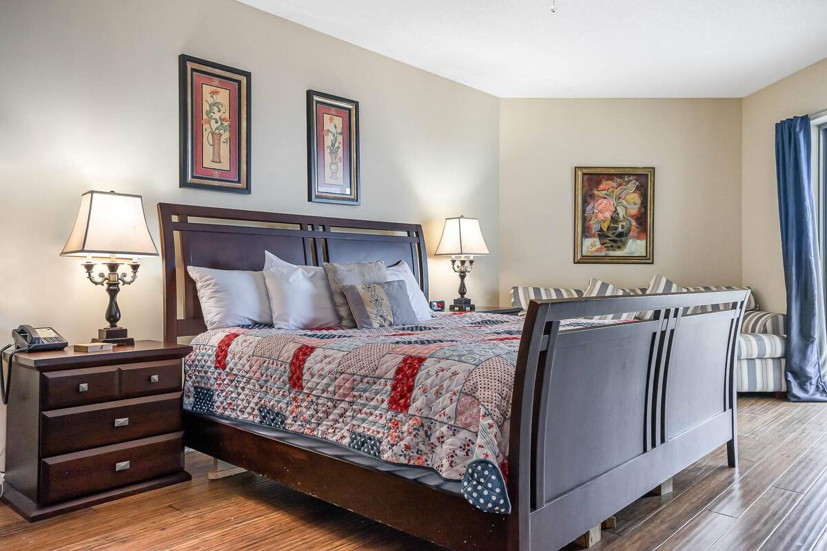 Condo, 3 Bedrooms | Individually decorated, individually furnished