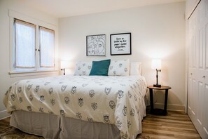 4 Schlafzimmer, Schreibtisch, Reisekinderbett, kostenloses WLAN