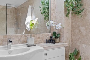 Comfort-Haus, mit Bad (The Vale of Evesham) | Badezimmer