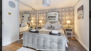 Nhà tiện nghi đơn giản, có phòng tắm riêng (The Vale of Evesham) | 5 phòng ngủ 