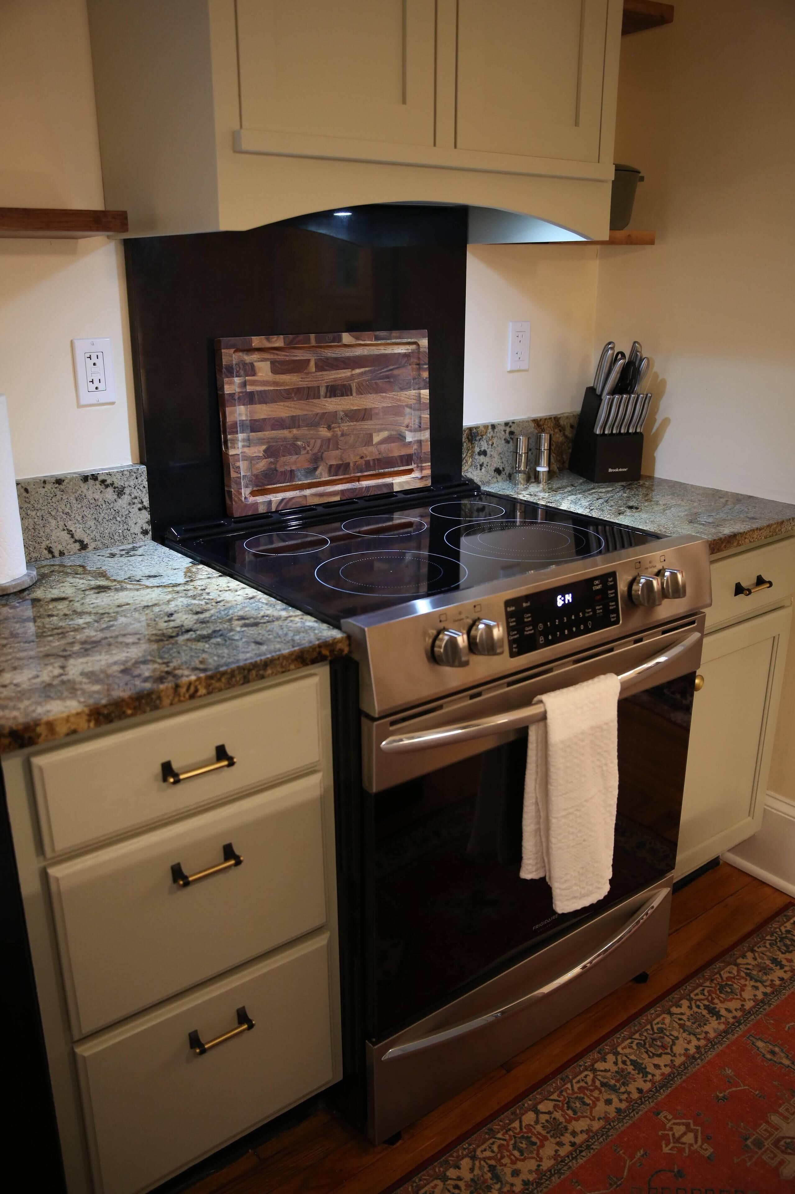 Charming Craftsman Home - Near Vassar, Marist