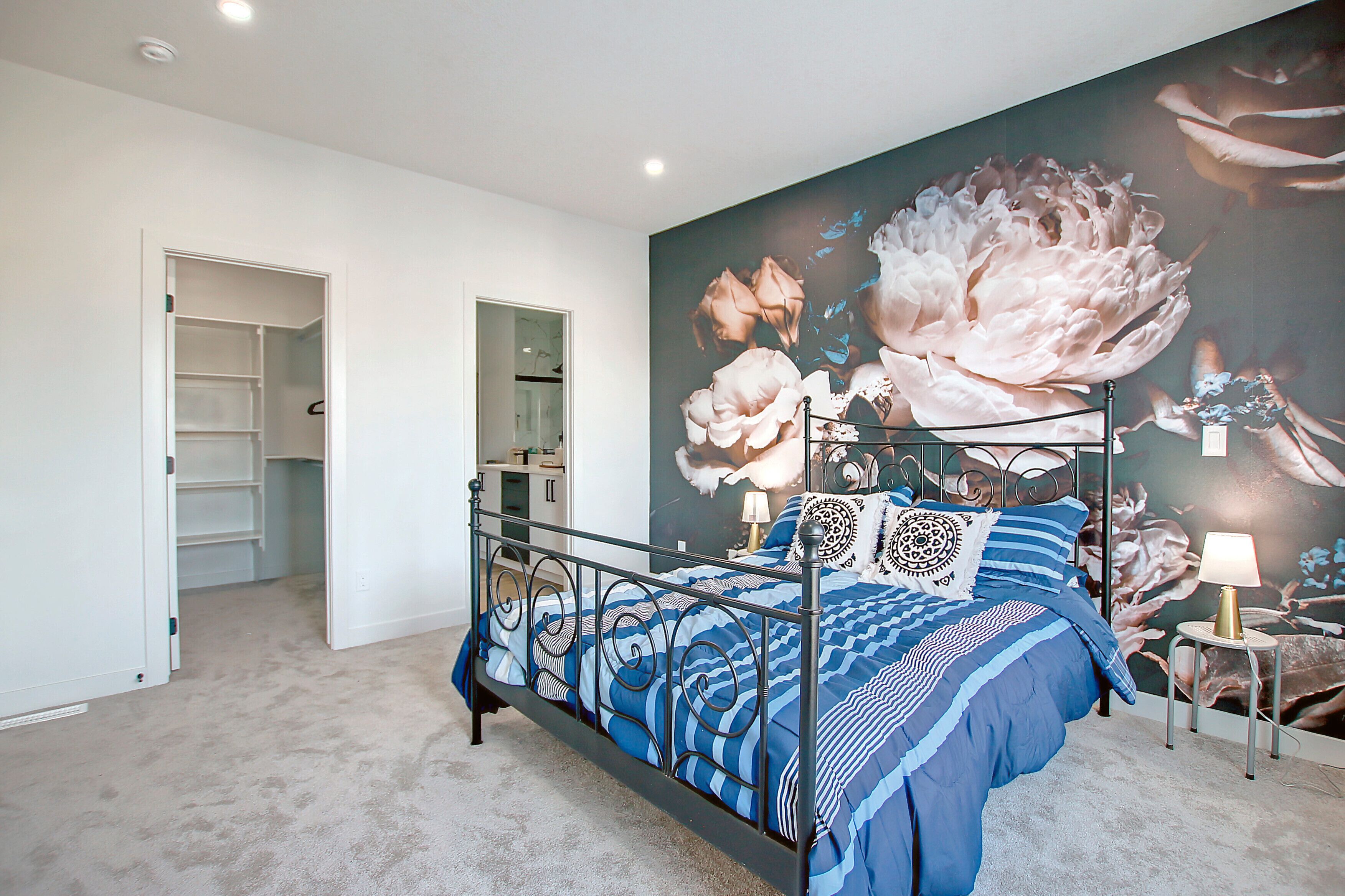 ☆NEW 3Bedroom Luxury Home☆ Mins to Airport✔️ Fireplace 🔥Netflix✔Wifi⚡