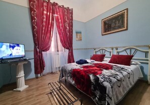 1 bedroom, desk, free WiFi - Centurions Room (Roma)