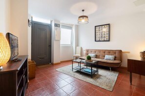 Téléviseur, bureau