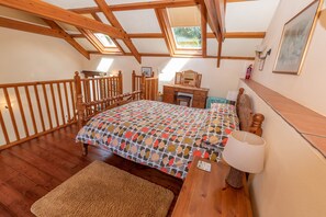 1 bedroom, iron/ironing board, Internet, bed sheets