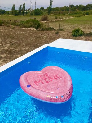 Outdoor pool, an infinity pool