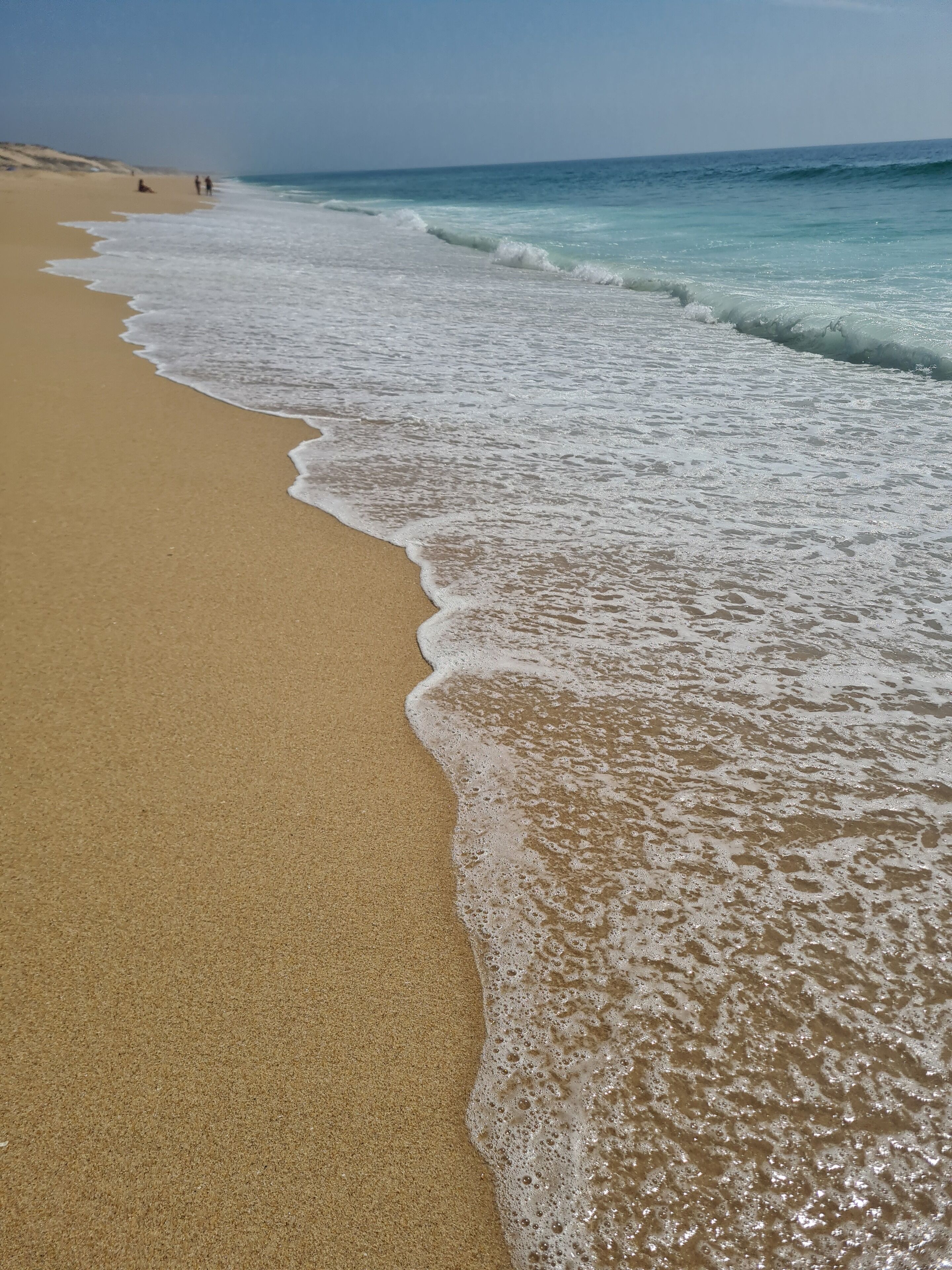 Beach nearby, sun loungers