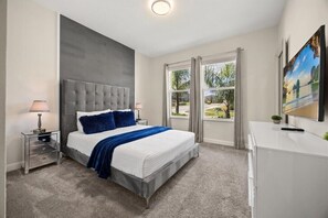 6 bedrooms, iron/ironing board, WiFi, bed sheets - 6 Bedrooms/ 5 Bathrooms/ Champions (1097 LS) (Davenport)